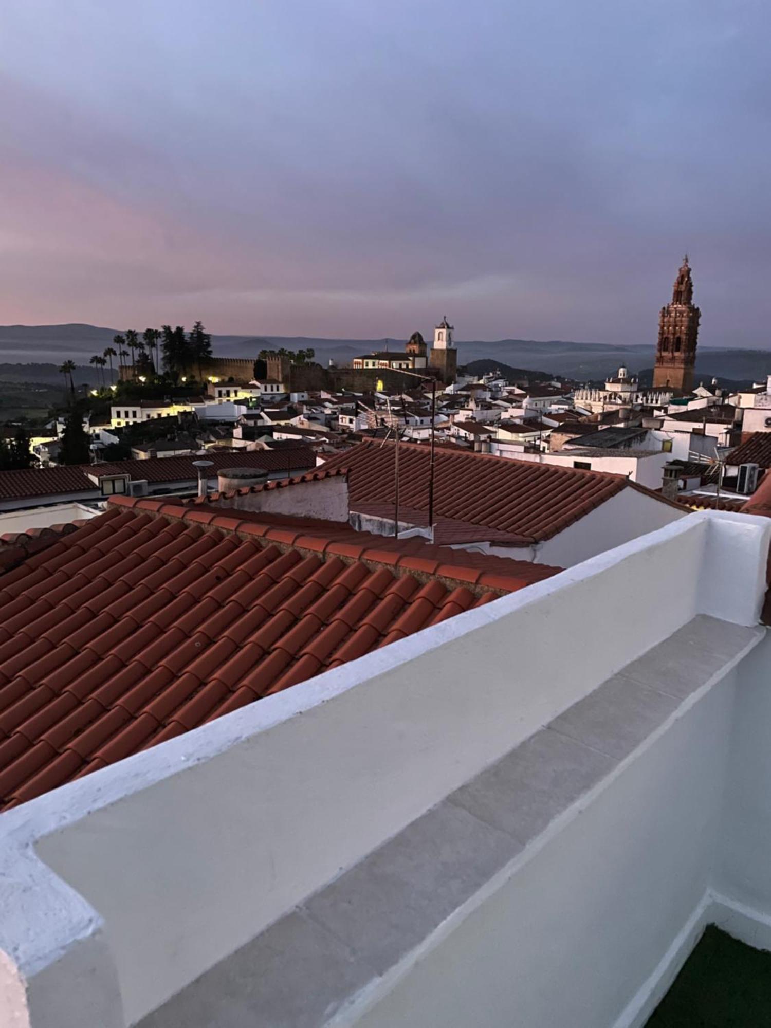 Ferienwohnung Mirador Templario Jerez De Los Caballeros Exterior foto